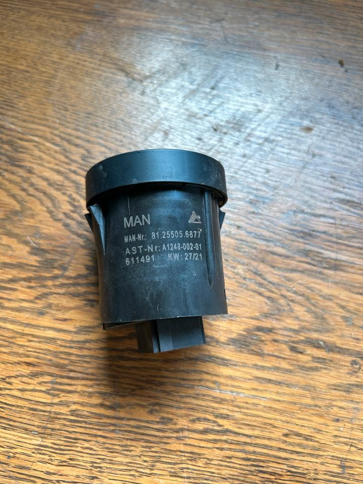 MAN TGL Lichtschalter 81.25505.6877 - Електрическа система за Камион: снимка 2 MAN TGL Lichtschalter 81.25505.6877 - Електрическа система за Камион: снимка 2
