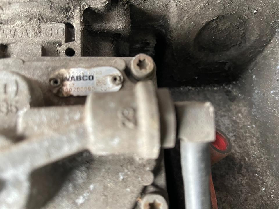 MAN TGM Fußbremsventil Bremsventil WABGO 4800200090-81521886299 - Спирачен клапан за Камион: снимка 2 MAN TGM Fußbremsventil Bremsventil WABGO 4800200090-81521886299 - Спирачен клапан за Камион: снимка 2