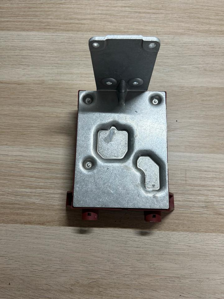 MAN Travo Transformator Konverter Spannungswandler 81.25907.0326 - Блок за управление за Камион: снимка 3 MAN Travo Transformator Konverter Spannungswandler 81.25907.0326 - Блок за управление за Камион: снимка 3