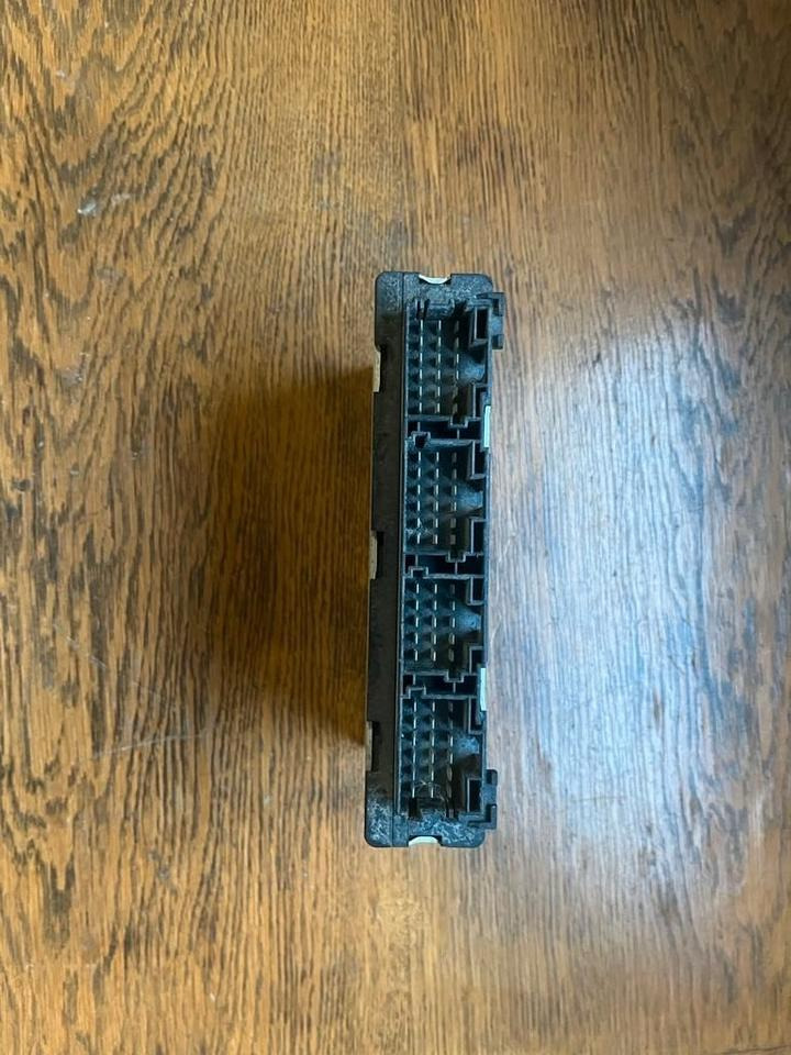 MAN VDO ELEKTRONIK FFR Steuergerät 81.25805.7032 - Блок за управление за Камион: снимка 3 MAN VDO ELEKTRONIK FFR Steuergerät 81.25805.7032 - Блок за управление за Камион: снимка 3