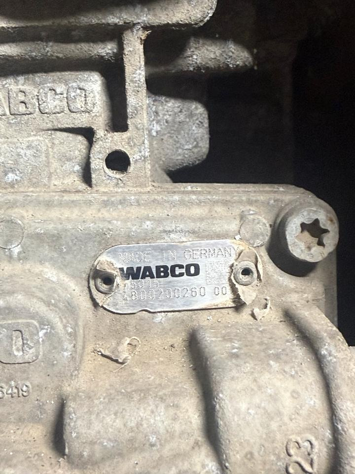 MAN WABCO Fußbremsventil 4800200260 - Части на спирачната система за Камион: снимка 3 MAN WABCO Fußbremsventil 4800200260 - Части на спирачната система за Камион: снимка 3