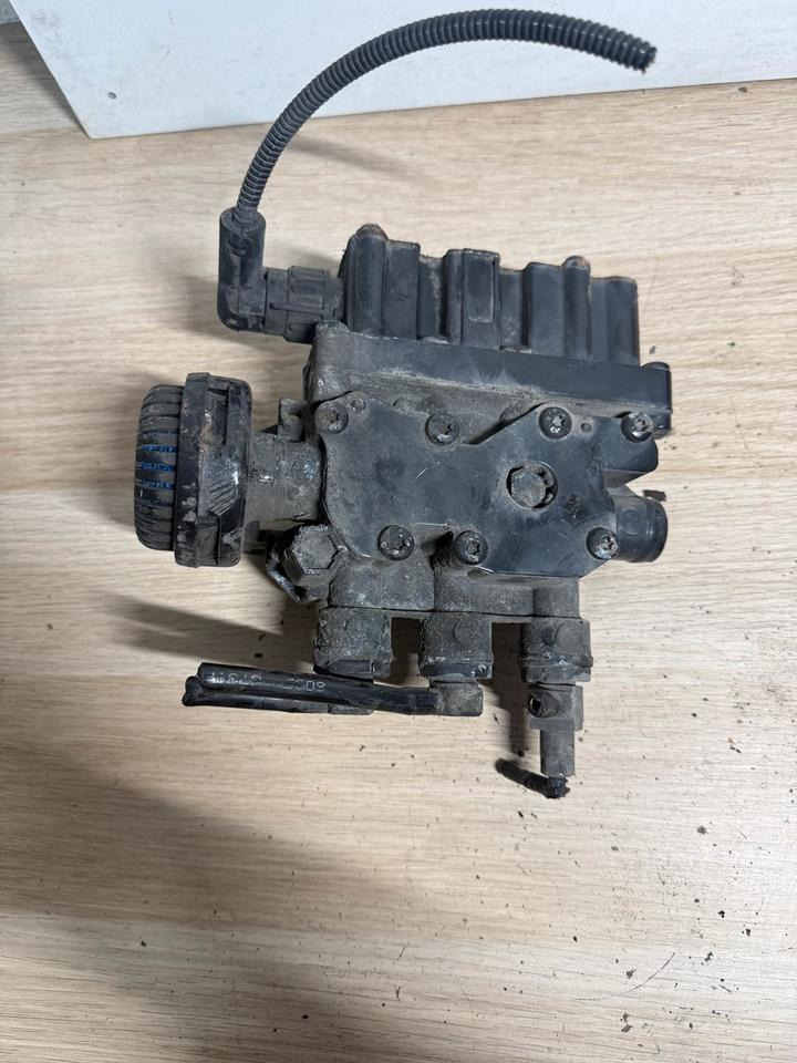MAN WABCO VENTIL 4728800300 81.25902-6238 - Клапа за Камион: снимка 3 MAN WABCO VENTIL 4728800300 81.25902-6238 - Клапа за Камион: снимка 3