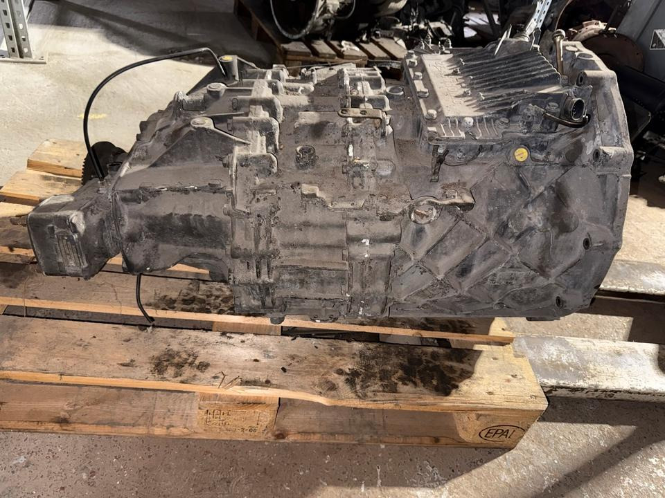 MAN ZF ASTRONIC 12 AS 2130 TD Getriebe + Nebenantrieb - Скоростна кутия за Камион: снимка 3 MAN ZF ASTRONIC 12 AS 2130 TD Getriebe + Nebenantrieb - Скоростна кутия за Камион: снимка 3