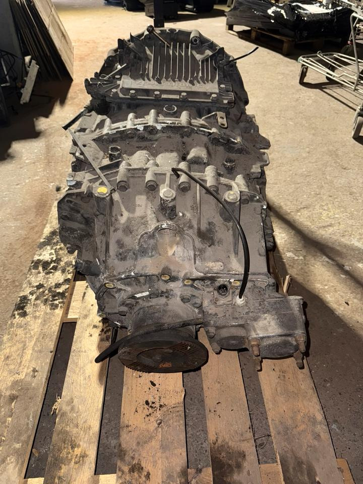 MAN ZF ASTRONIC 12 AS 2130 TD Getriebe + Nebenantrieb - Скоростна кутия за Камион: снимка 4 MAN ZF ASTRONIC 12 AS 2130 TD Getriebe + Nebenantrieb - Скоростна кутия за Камион: снимка 4