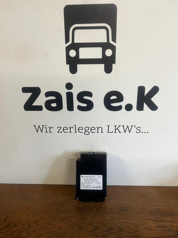 Mercedes Actros MP4 Video Radar Steuergerät A0004463551 - Блок за управление за Камион: снимка 1 Mercedes Actros MP4 Video Radar Steuergerät A0004463551 - Блок за управление за Камион: снимка 1