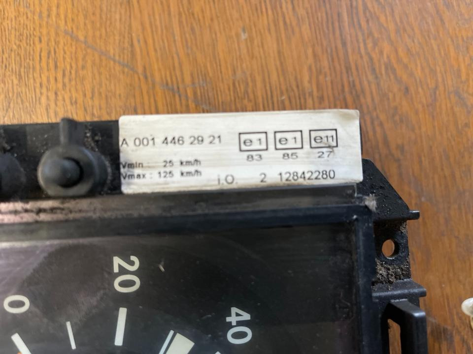 Mercedes Atego 1 Kombiinstrument Tacho A0014462921 - Табло за Камион: снимка 2 Mercedes Atego 1 Kombiinstrument Tacho A0014462921 - Табло за Камион: снимка 2