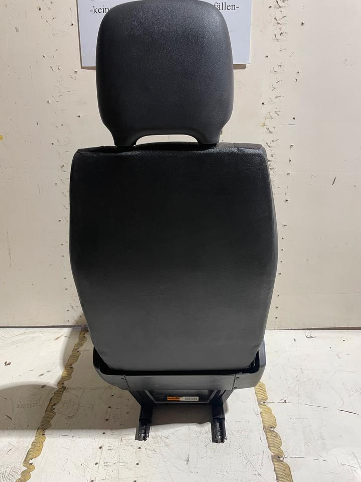 Mercedes Atego 2 Beifahrersitz - Седалка за Камион: снимка 4 Mercedes Atego 2 Beifahrersitz - Седалка за Камион: снимка 4