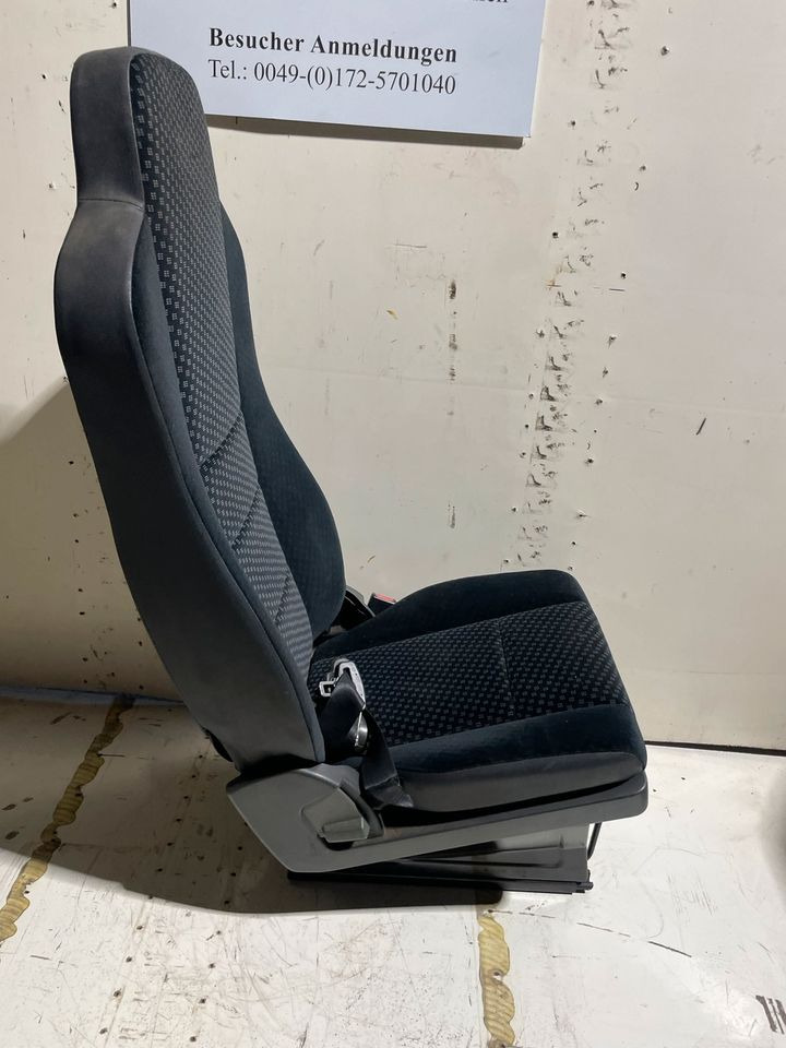 Mercedes Atego 3 Beifahrersitz - Седалка за Камион: снимка 3 Mercedes Atego 3 Beifahrersitz - Седалка за Камион: снимка 3