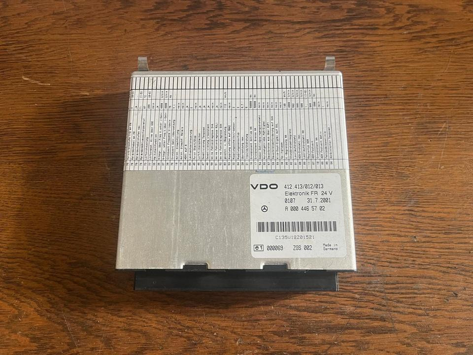 Mercedes Atego Elektronik FR VDO Steuergerät A0004465702 - Блок за управление за Камион: снимка 2 Mercedes Atego Elektronik FR VDO Steuergerät A0004465702 - Блок за управление за Камион: снимка 2