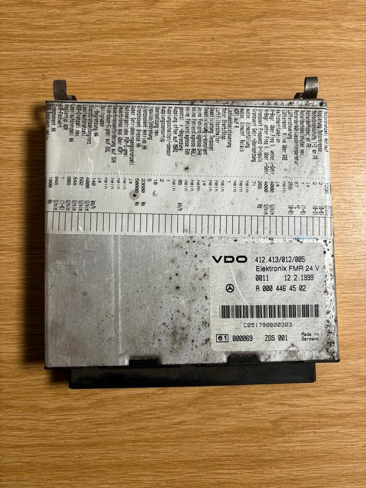 Mercedes Atego VDO Elektronik FMR Steuergerät A0004464502 - Блок за управление за Камион: снимка 1 Mercedes Atego VDO Elektronik FMR Steuergerät A0004464502 - Блок за управление за Камион: снимка 1