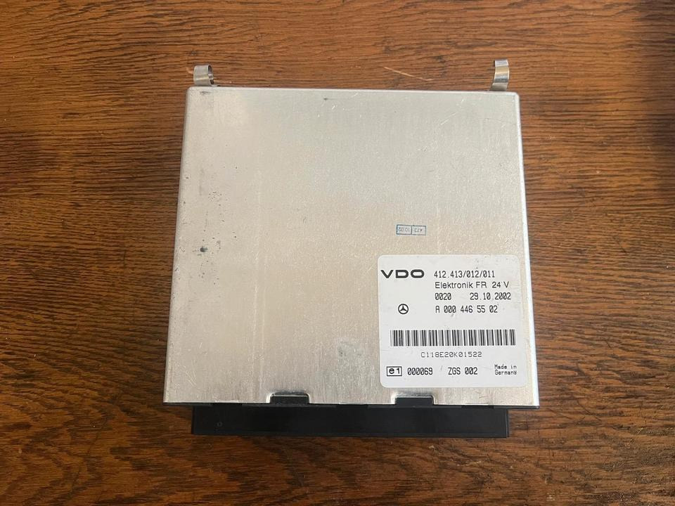 Mercedes Atego VDO Elektronik FR Steuergerät A0004465502 - Блок за управление за Камион: снимка 2 Mercedes Atego VDO Elektronik FR Steuergerät A0004465502 - Блок за управление за Камион: снимка 2