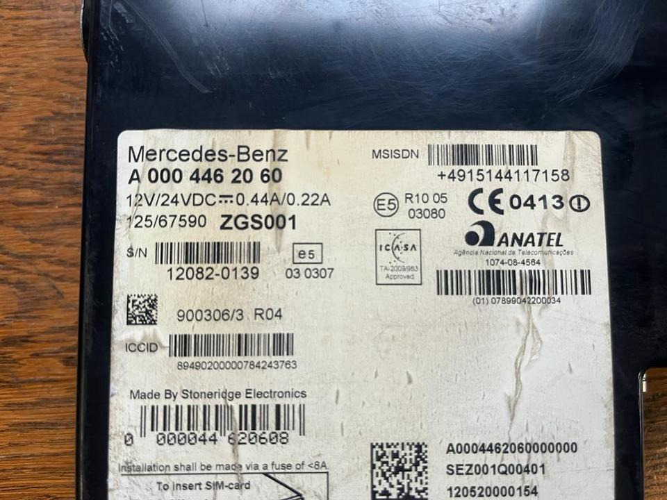 Mercedes-Benz Actros MP4 Tachograph FLEETBOARD A0004462060 - Тахограф за Камион: снимка 2 Mercedes-Benz Actros MP4 Tachograph FLEETBOARD A0004462060 - Тахограф за Камион: снимка 2