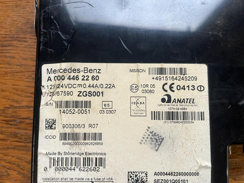 Mercedes-Benz Actros MP4 Tachograph FLEETBOARD A0004462260 - Тахограф за Камион: снимка 2 Mercedes-Benz Actros MP4 Tachograph FLEETBOARD A0004462260 - Тахограф за Камион: снимка 2