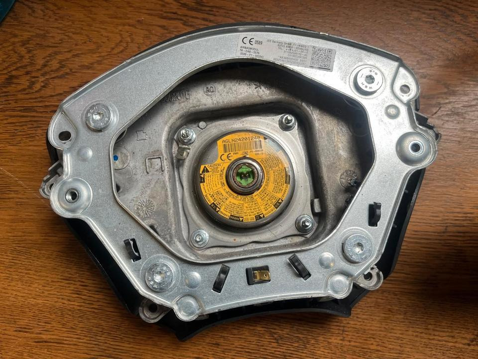 Mercedes-Benz Vito Lenkrad A6394640001 - Волан за Камион: снимка 4 Mercedes-Benz Vito Lenkrad A6394640001 - Волан за Камион: снимка 4