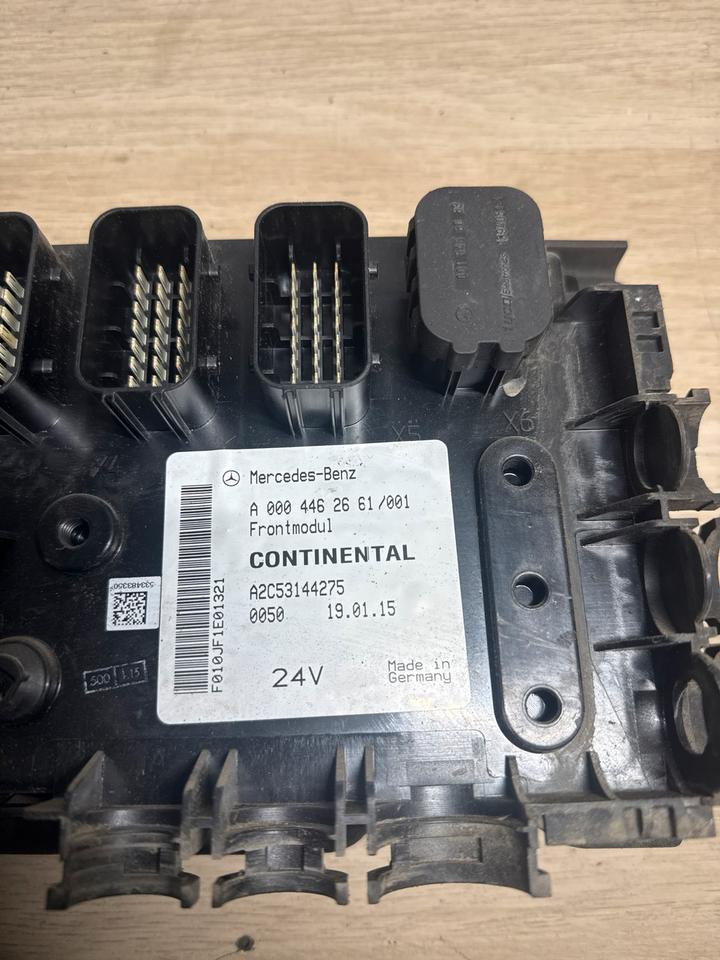 Mercedes Frontmodul CONTINENTAL A0004462661 - Блок за управление за Камион: снимка 3 Mercedes Frontmodul CONTINENTAL A0004462661 - Блок за управление за Камион: снимка 3
