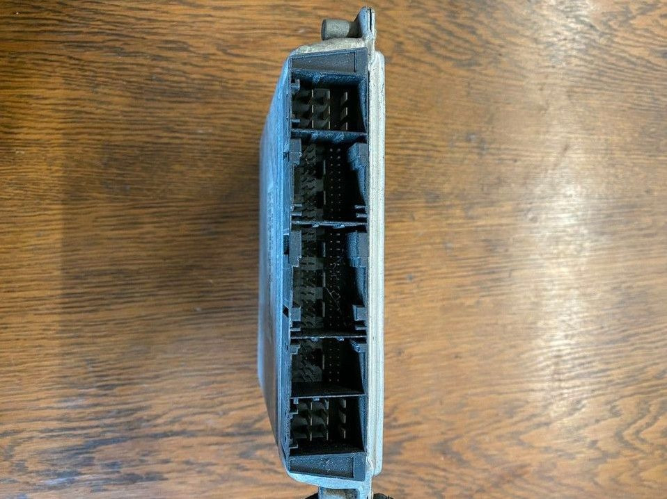 Mercedes Sprinter BOSCH Steuergerät A 000 153 73 79 - Блок за управление за Камион: снимка 2 Mercedes Sprinter BOSCH Steuergerät A 000 153 73 79 - Блок за управление за Камион: снимка 2