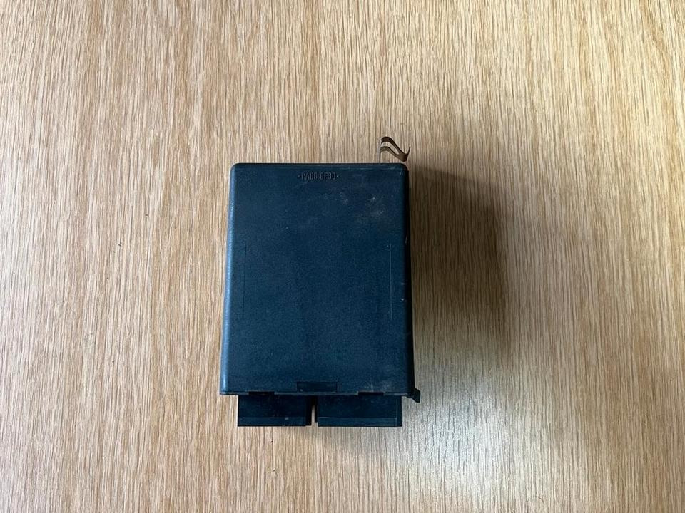 Mercedes VDO Zentralverriegelung Steuergerät A 000 446 15 19 - Блок за управление за Камион: снимка 4 Mercedes VDO Zentralverriegelung Steuergerät A 000 446 15 19 - Блок за управление за Камион: снимка 4