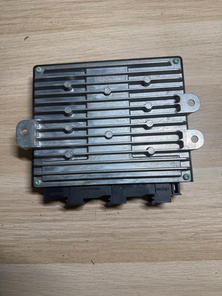 SCANIA COO E30 Steuergerät 1856018 - Блок за управление за Камион: снимка 3 SCANIA COO E30 Steuergerät 1856018 - Блок за управление за Камион: снимка 3