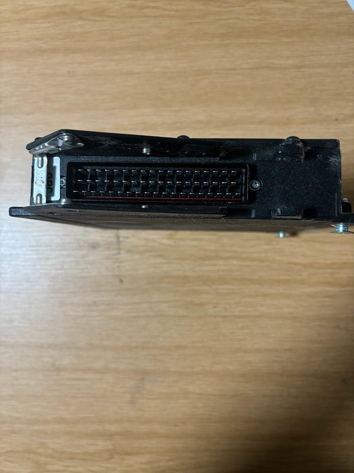 SCANIA ECU,OPC 1484960 Steuereinheit - Блок за управление за Камион: снимка 3 SCANIA ECU,OPC 1484960 Steuereinheit - Блок за управление за Камион: снимка 3