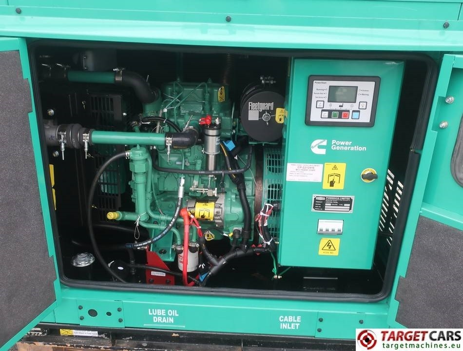 Cummins C15D5P Diesel 15KVA Generator 415V/230V Stamford - Електрогенератор: снимка 5 Cummins C15D5P Diesel 15KVA Generator 415V/230V Stamford - Електрогенератор: снимка 5