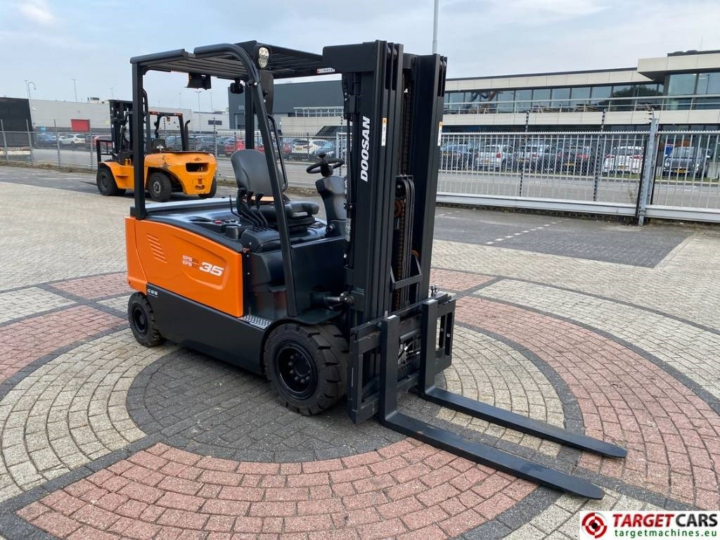 Doosan B35X-7 Electric Forklift 3.5T Triplex-438cm Unused - Електрокар: снимка 2 Doosan B35X-7 Electric Forklift 3.5T Triplex-438cm Unused - Електрокар: снимка 2