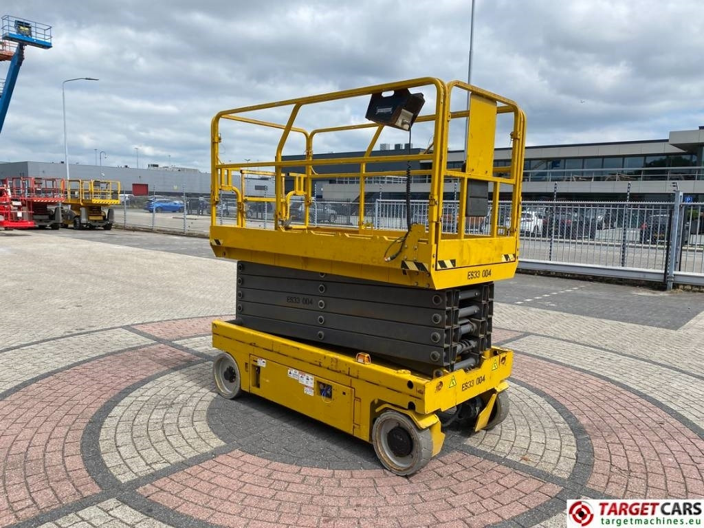 GMG 3346-ED Electric Scissor Work LIft 1200cm  - Ножична работна платформа: снимка 2 GMG 3346-ED Electric Scissor Work LIft 1200cm  - Ножична работна платформа: снимка 2