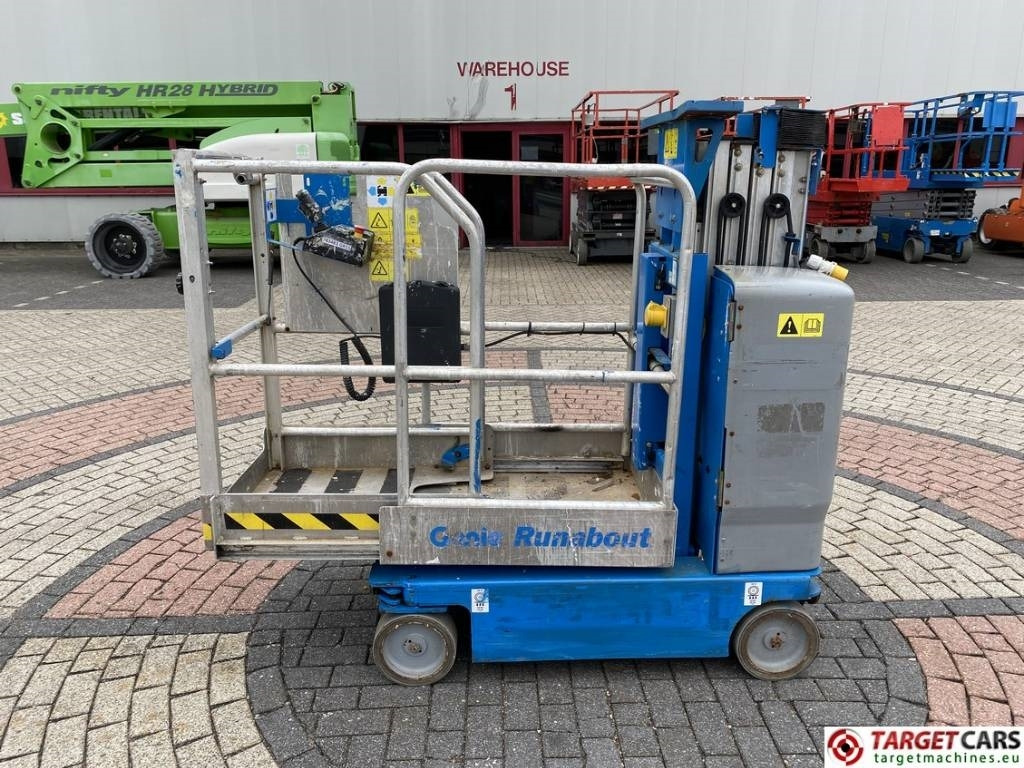 Вертикална работна платформа Genie GR15 Runabout Electric Vertical Mast Lift 652cm: снимка 5