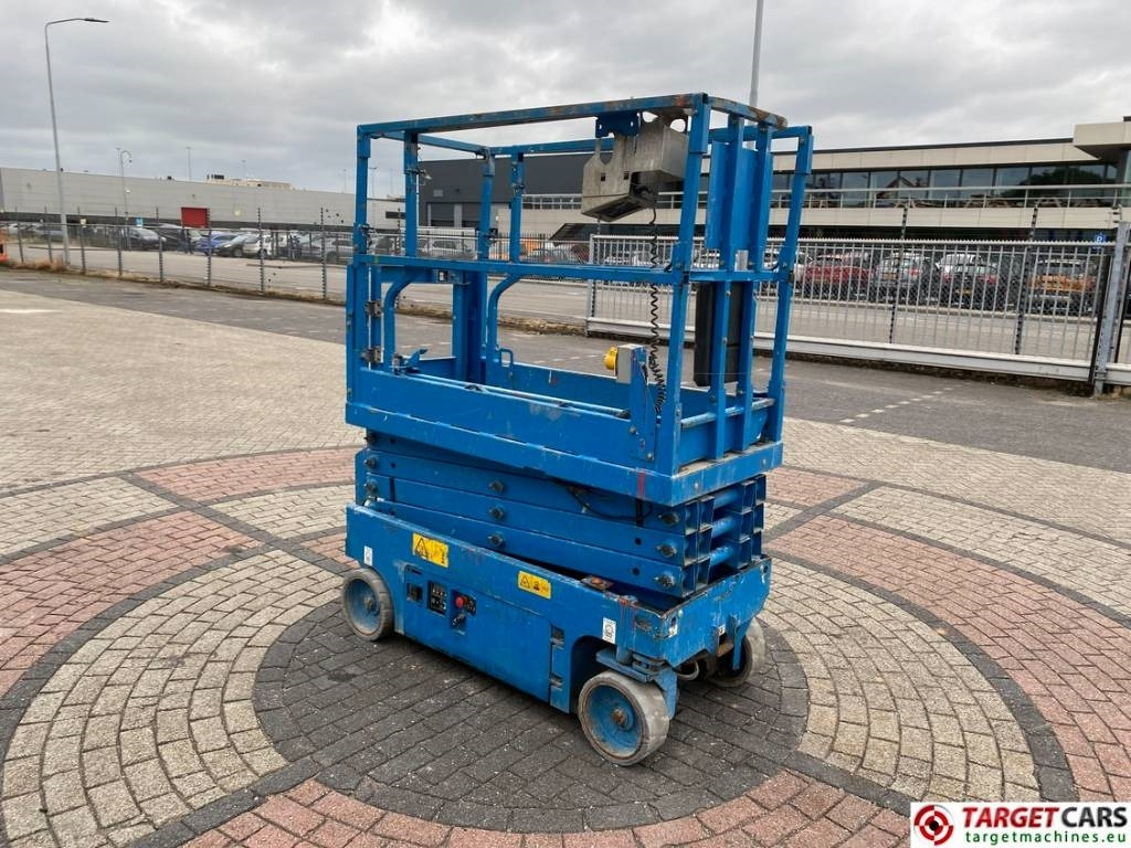 Genie GS-1932 Electric Scissor Work Lift 779cm - Ножична работна платформа: снимка 2 Genie GS-1932 Electric Scissor Work Lift 779cm - Ножична работна платформа: снимка 2