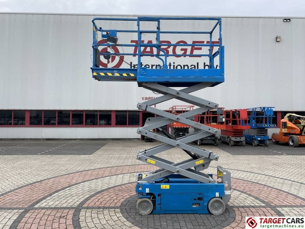 Genie GS-1932 Electric Scissor Work Lift 779cm - Ножична работна платформа: снимка 5 Genie GS-1932 Electric Scissor Work Lift 779cm - Ножична работна платформа: снимка 5