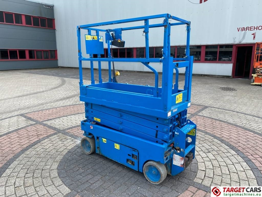 Genie GS-1932 Electric Scissor Work Lift 779cm - Ножична работна платформа: снимка 4 Genie GS-1932 Electric Scissor Work Lift 779cm - Ножична работна платформа: снимка 4