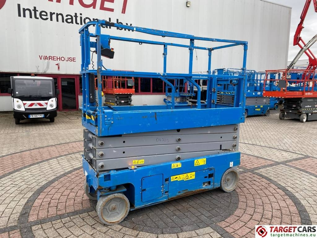 Genie GS-2632 Electric GS2632 Scissor Work Lift 992cm - Ножична работна платформа: снимка 1 Genie GS-2632 Electric GS2632 Scissor Work Lift 992cm - Ножична работна платформа: снимка 1