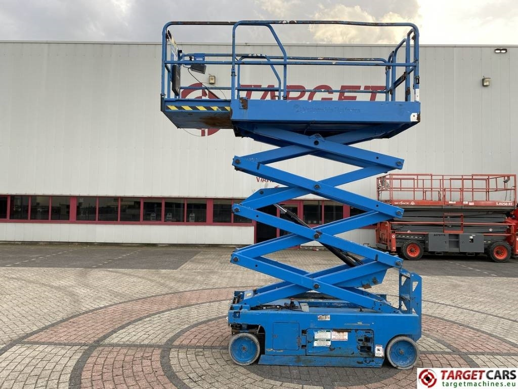 Genie GS-2646 Electric 2646 Scissor Work Lift 992cm - Ножична работна платформа: снимка 5 Genie GS-2646 Electric 2646 Scissor Work Lift 992cm - Ножична работна платформа: снимка 5