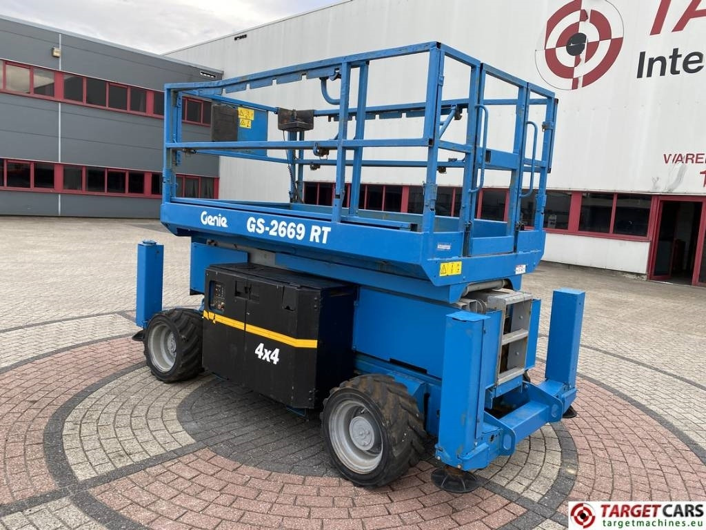 Genie GS-2669RT Diesel 4x4 Scissor Work Lift 1000cm - Ножична работна платформа: снимка 4 Genie GS-2669RT Diesel 4x4 Scissor Work Lift 1000cm - Ножична работна платформа: снимка 4