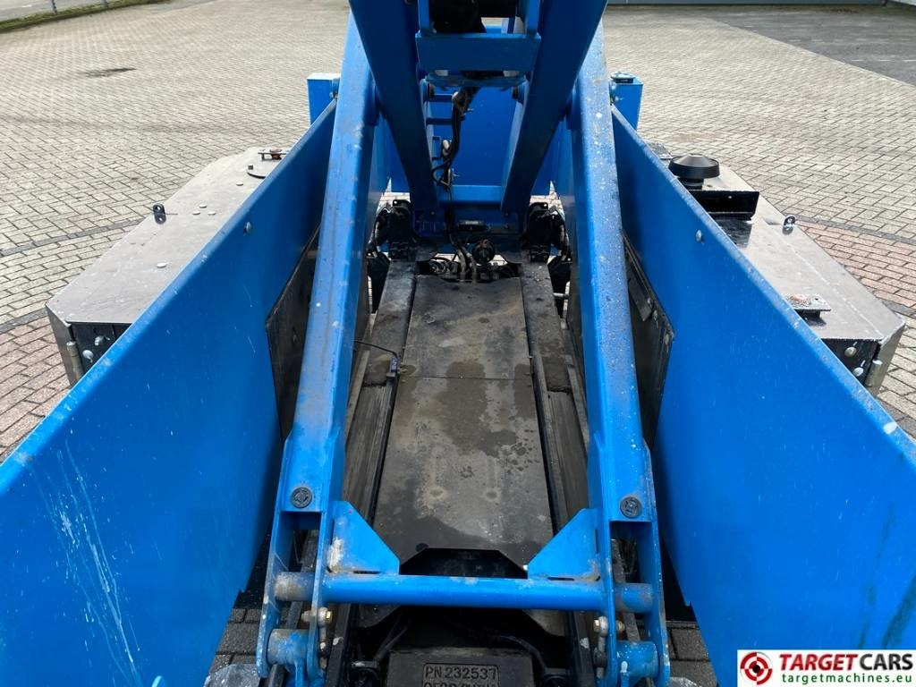Ножична работна платформа Genie GS-4069BE HyBrid Scissor Work Lift 1412cm: снимка 33