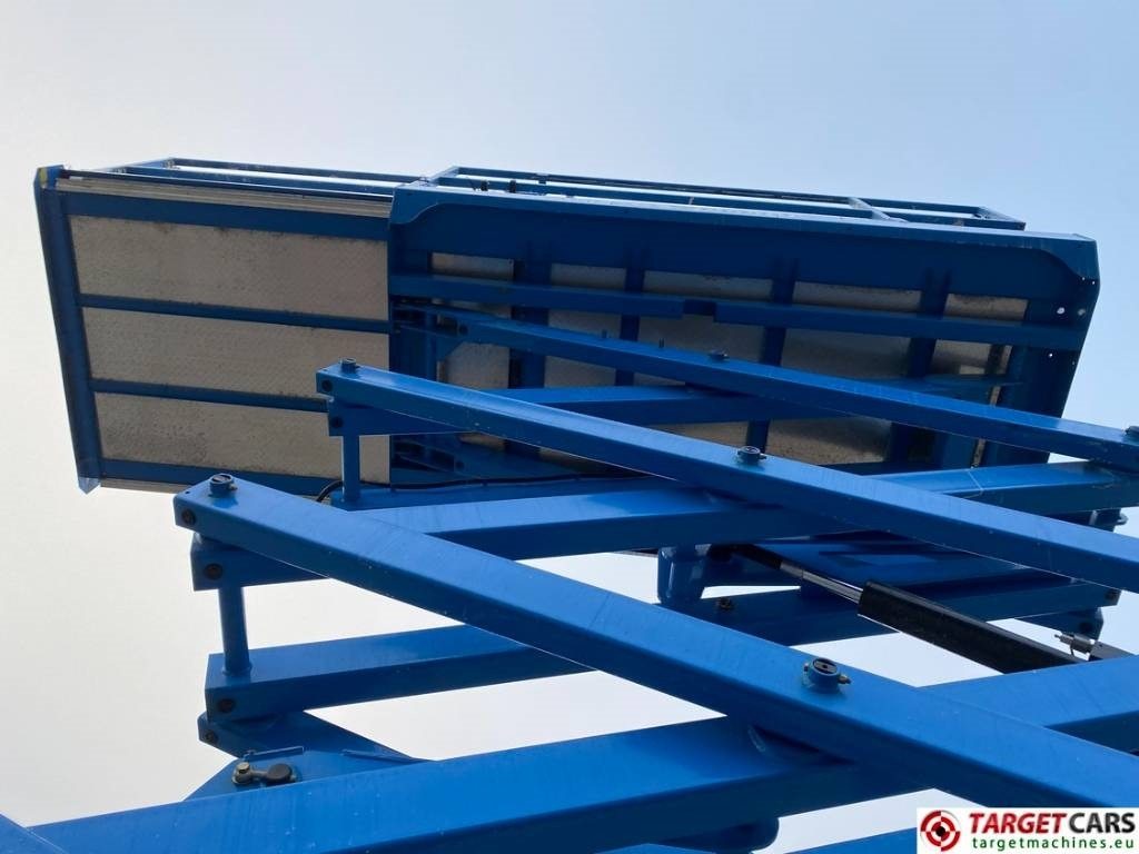 Ножична работна платформа Genie GS-4069BE HyBrid Scissor Work Lift 1412cm: снимка 31