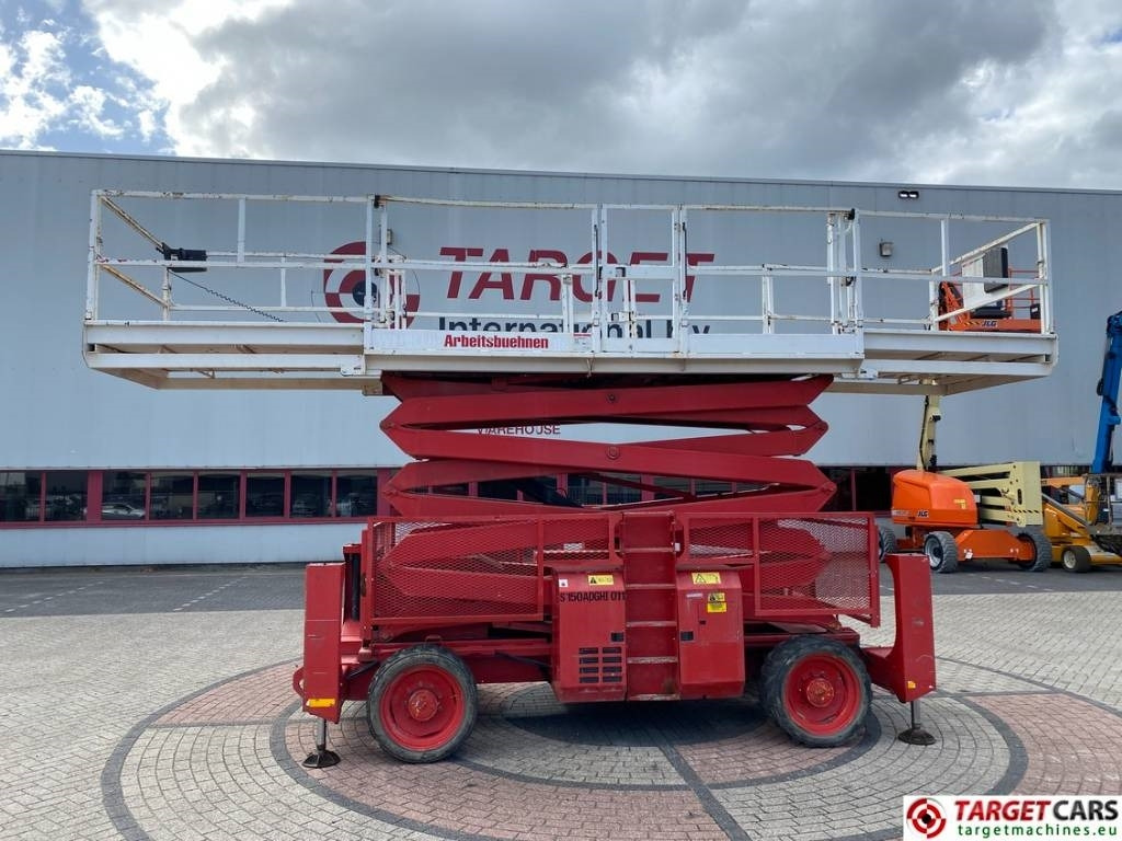 Genie GS-4390RT Diesel 4x4 Scissor Work LIft 1511cm - Ножична работна платформа: снимка 5 Genie GS-4390RT Diesel 4x4 Scissor Work LIft 1511cm - Ножична работна платформа: снимка 5