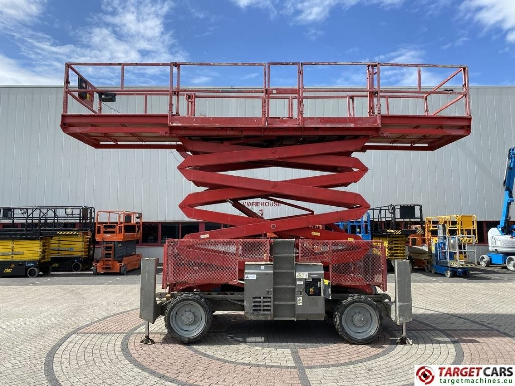Genie GS-4390RT Diesel 4x4 Scissor Work Lift 1511cm - Ножична работна платформа: снимка 5 Genie GS-4390RT Diesel 4x4 Scissor Work Lift 1511cm - Ножична работна платформа: снимка 5
