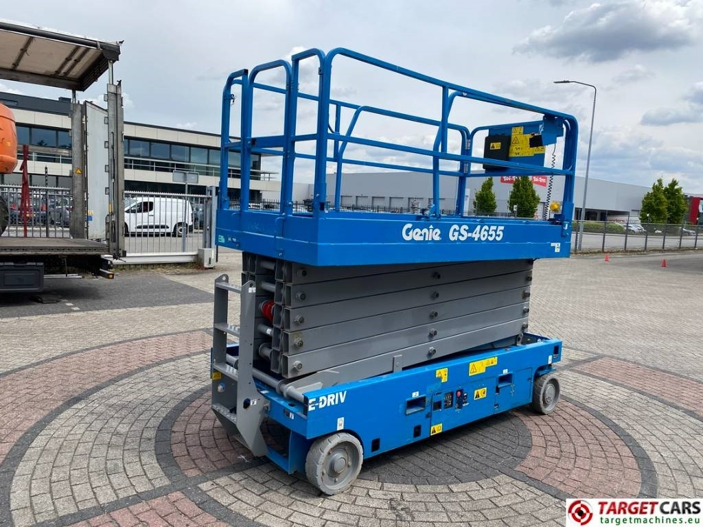 Genie GS-4655 Electric E-Drive Scissor Work Lift 1595cm - Ножична работна платформа: снимка 3 Genie GS-4655 Electric E-Drive Scissor Work Lift 1595cm - Ножична работна платформа: снимка 3