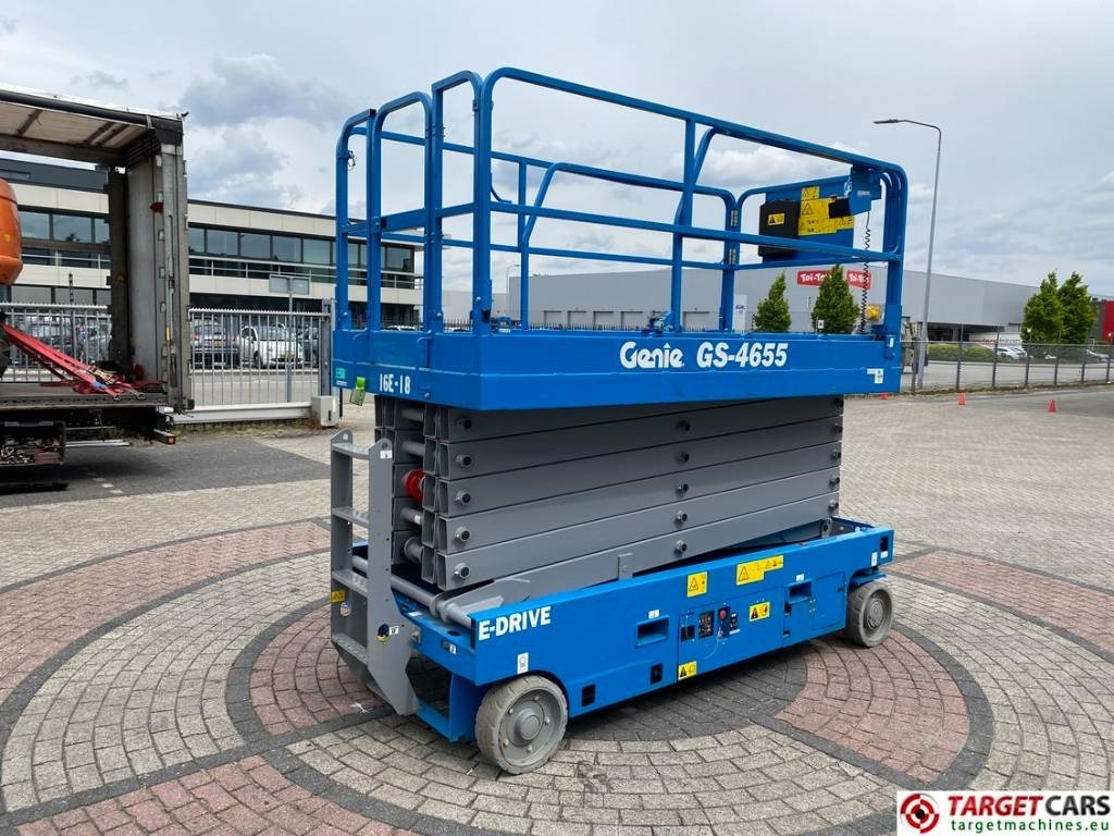 Genie GS-4655 Electric E-Drive Scissor Work Lift 1595cm - Ножична работна платформа: снимка 3 Genie GS-4655 Electric E-Drive Scissor Work Lift 1595cm - Ножична работна платформа: снимка 3