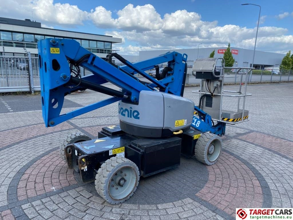 Genie Z-33/18 Electric Articulated Boom Work Lift 1200cm - Артикулираща платформа: снимка 3 Genie Z-33/18 Electric Articulated Boom Work Lift 1200cm - Артикулираща платформа: снимка 3