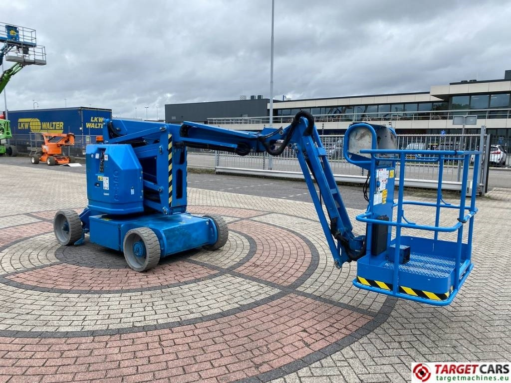 Genie Z-34/22N Electric Articulated Boom Work Lift 152cm  - Артикулираща платформа: снимка 2 Genie Z-34/22N Electric Articulated Boom Work Lift 152cm  - Артикулираща платформа: снимка 2