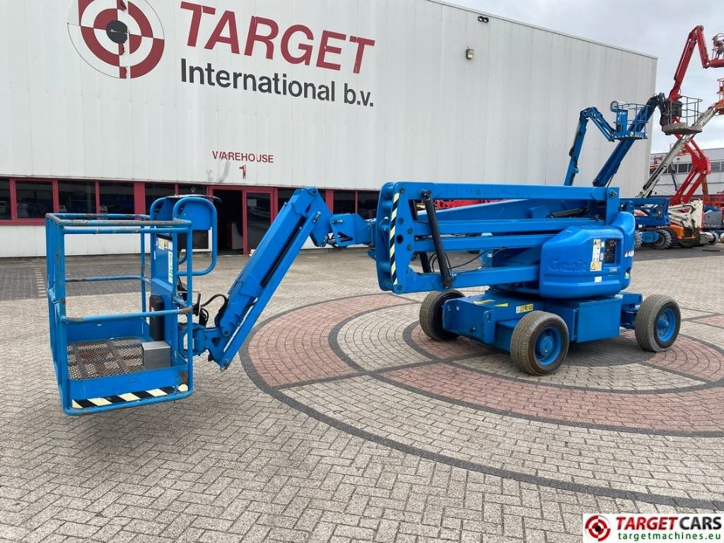 Genie Z-45/25J Articulated HyBrid Boom Work Lift 1594cm - Артикулираща платформа: снимка 1 Genie Z-45/25J Articulated HyBrid Boom Work Lift 1594cm - Артикулираща платформа: снимка 1