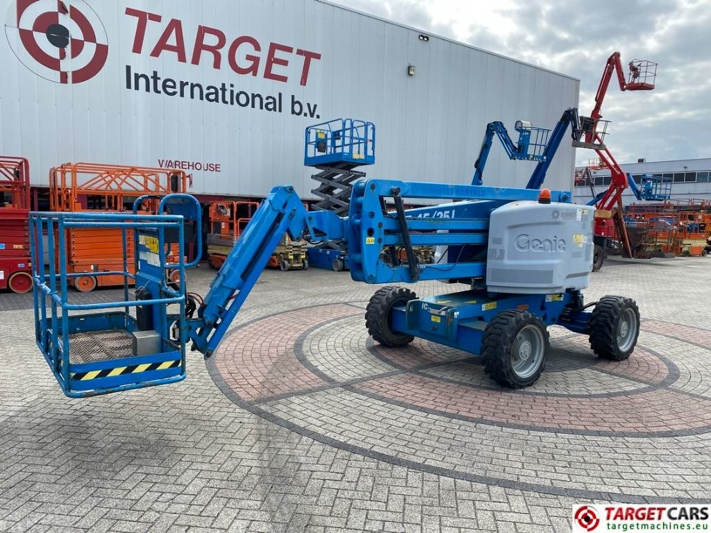Genie Z-45/25J Diesel 4x4 Articulated Boom Work Lift 16M - Артикулираща платформа: снимка 1 Genie Z-45/25J Diesel 4x4 Articulated Boom Work Lift 16M - Артикулираща платформа: снимка 1