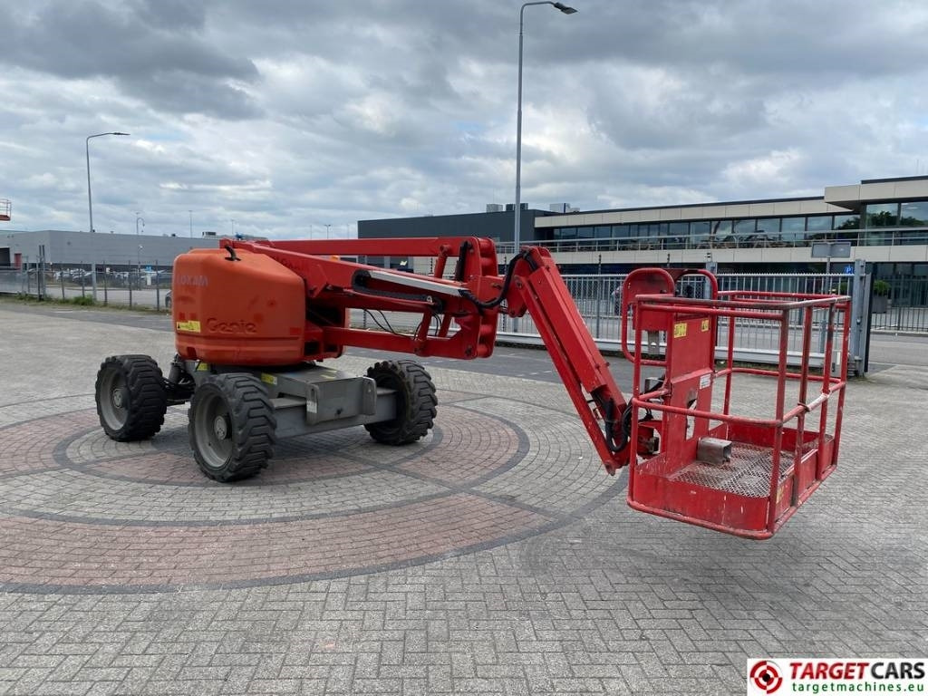 Genie Z-45/25J RT Articulated 4x4 Diesel Boom Lift 15.8M - Артикулираща платформа: снимка 2 Genie Z-45/25J RT Articulated 4x4 Diesel Boom Lift 15.8M - Артикулираща платформа: снимка 2