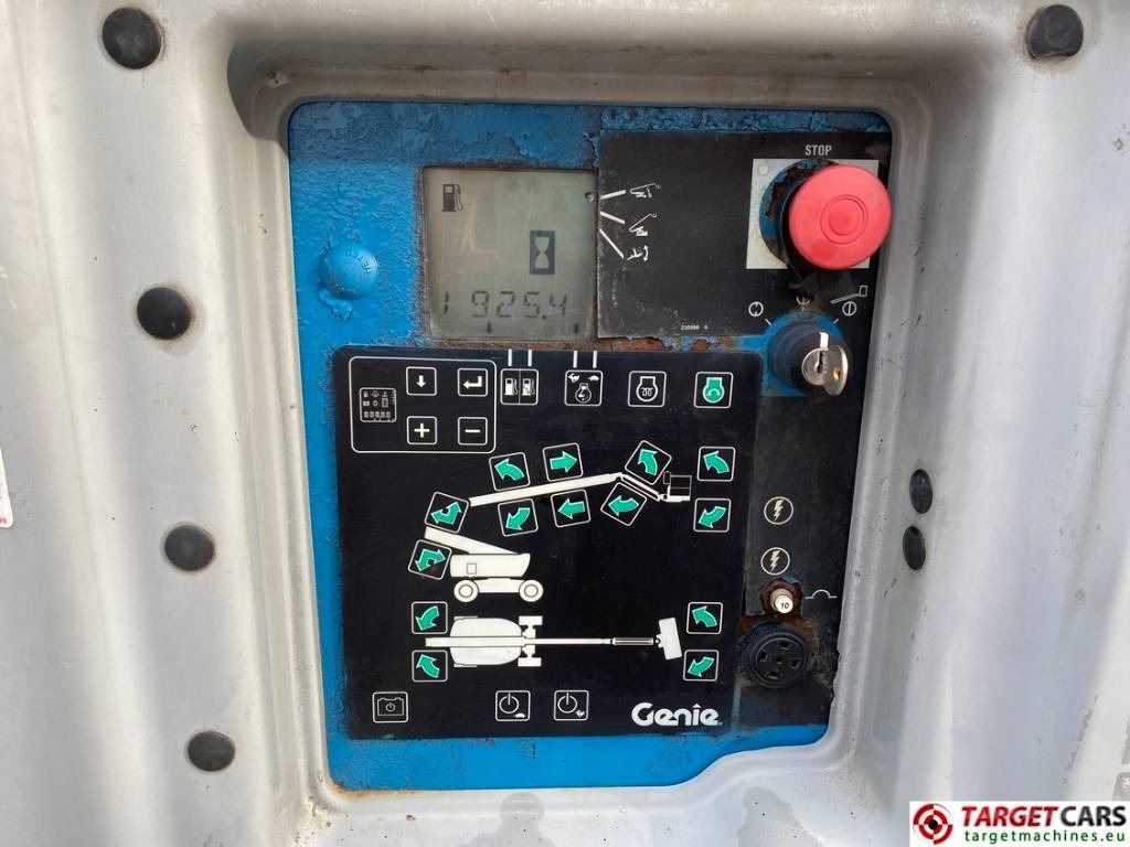 Артикулираща платформа Genie Z-80/60 Articulated 4x4x4 Diesel Boom Lift 2577cm: снимка 11 Артикулираща платформа Genie Z-80/60 Articulated 4x4x4 Diesel Boom Lift 2577cm: снимка 11