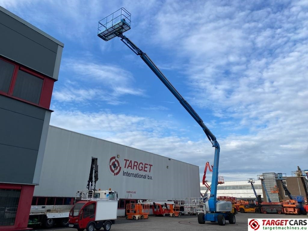 Артикулираща платформа Genie Z-80/60 Articulated 4x4x4 Diesel Boom Lift 2577cm: снимка 28 Артикулираща платформа Genie Z-80/60 Articulated 4x4x4 Diesel Boom Lift 2577cm: снимка 28