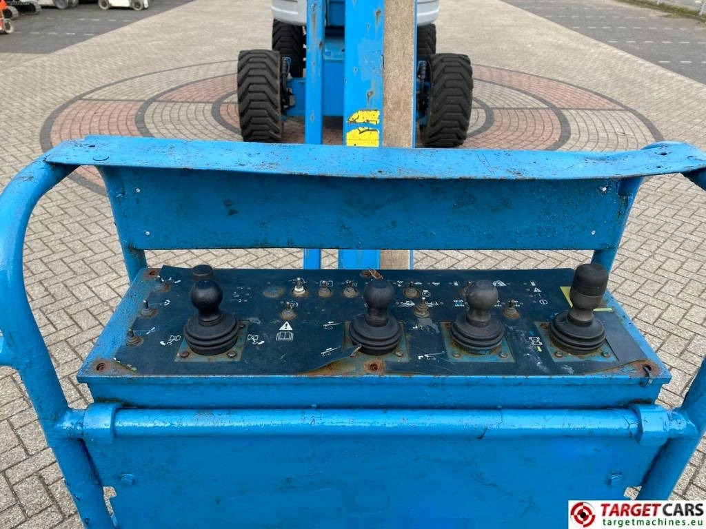 Артикулираща платформа Genie Z-80/60 Articulated 4x4x4 Diesel Boom Lift 2577cm: снимка 9 Артикулираща платформа Genie Z-80/60 Articulated 4x4x4 Diesel Boom Lift 2577cm: снимка 9