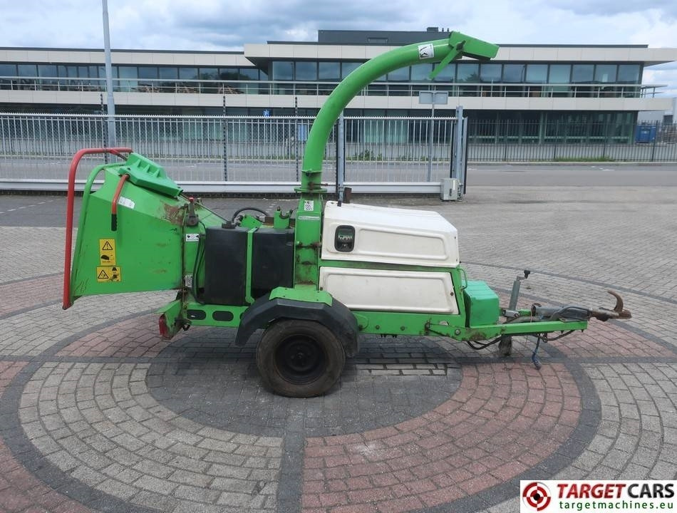 Лизинг на Greenmech Wood Chipper Diesel (engine issue)  Greenmech Wood Chipper Diesel (engine issue): снимка 17