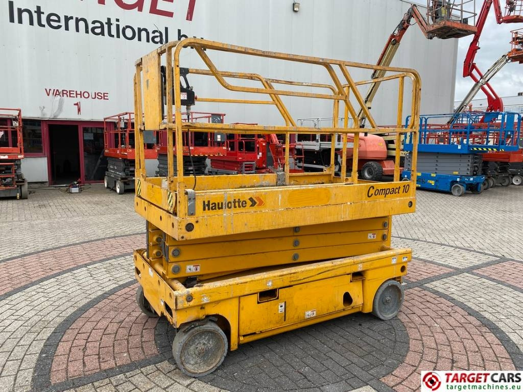 Haulotte Compact 10 Electric Scissor Work Lift 1015cm - Ножична работна платформа: снимка 1 Haulotte Compact 10 Electric Scissor Work Lift 1015cm - Ножична работна платформа: снимка 1