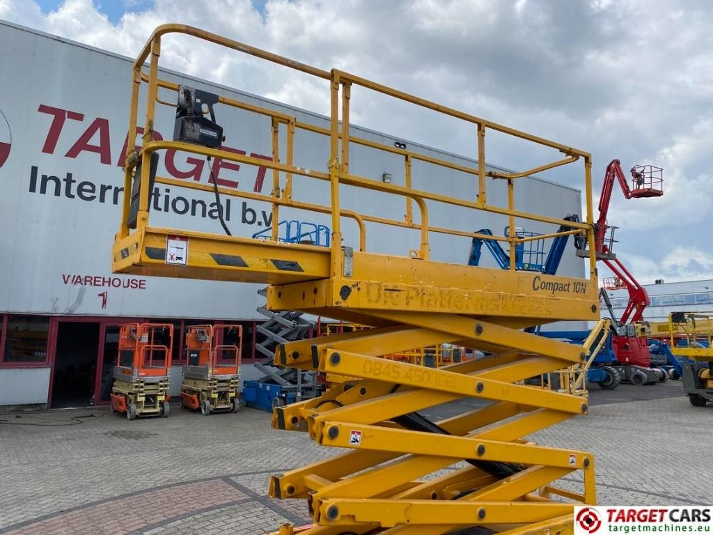 Ножична работна платформа Haulotte Compact 10N Electric Scissor Work Lift 1000cm: снимка 27